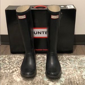 Black Hunter Huntress Rainboots